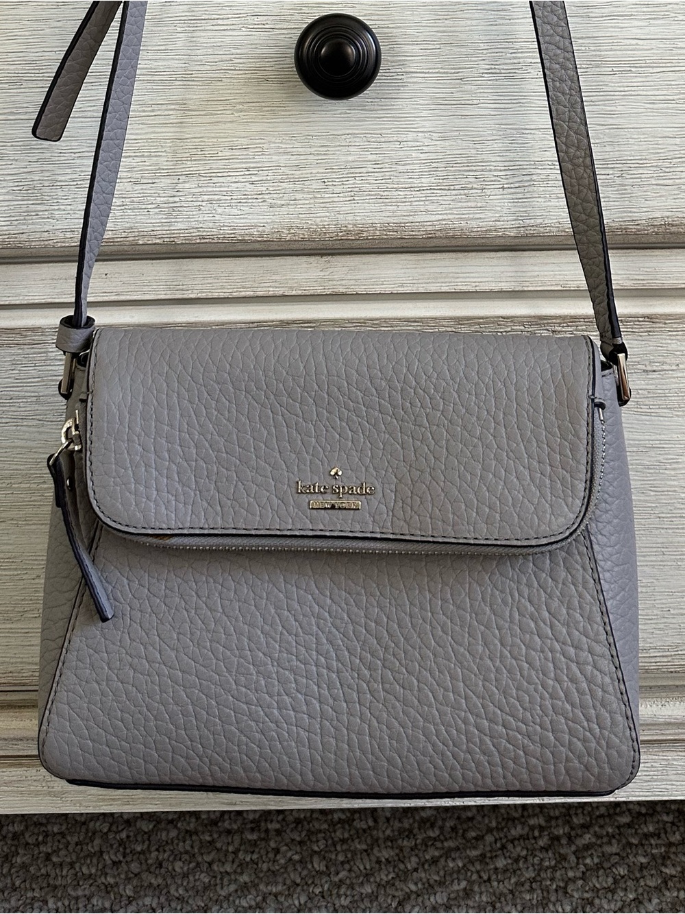 kate spade Pebbled Leather Crossbody Bag in Light Gray